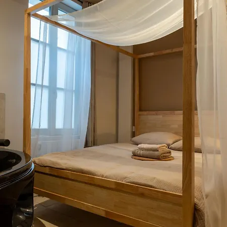 Appartamento Love Room avec Jacuzzi - Le cocon caché Bressuire